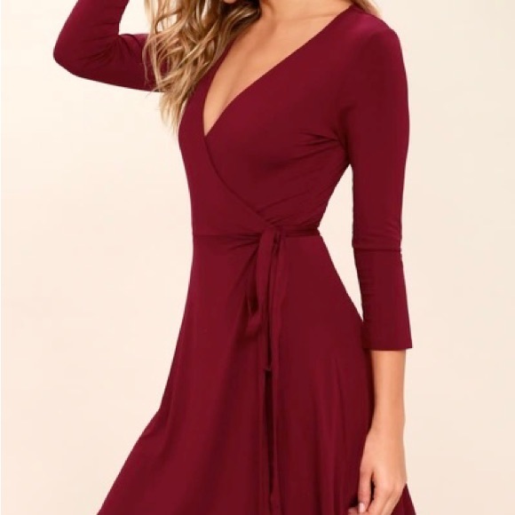 NWT Lulu’s Twirl Worthy Burgundy Wrap Dress Size Small - Picture 3 of 12